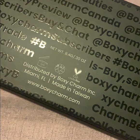 Boxycharm eyeshadow pallet Hello Charmer - Picture 4 of 6